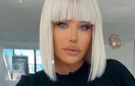 Loredana Groza, numită ”artificială” de un fan! Care a fost reacția cântăreței