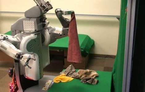  Video  Cel mai bun motiv sa ramai burlac