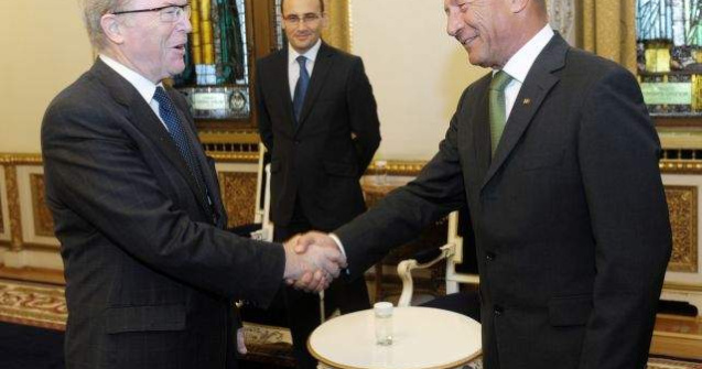 Traian Basescu participa, sambata, la funeraliile lui Wilfried Martens