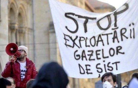 Vasluienii continua protestele impotriva gazelor de sist: Ponta nu uita, Romania nu e a ta
