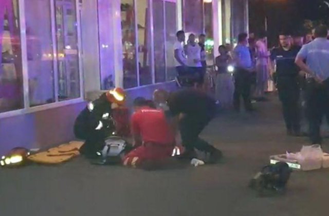 Gemeni de doi ani au căzut de la etajul 10. Mama lor făcea live pe Facebook