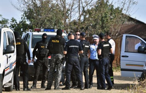 Tânăr de 17 ani a fugit de sub nasul polițiștilor în timp ce i se scria mandatul