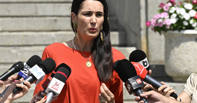 Clotilde Armand: Marcel Ciolacu a devenit un veritabil tele-justițiar la televiziunile de casă PSD