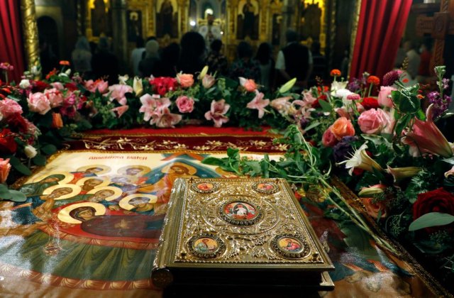 Adormirea Maicii Domnului, 15 august. Tradiții și obiceiuri de Sf&acirc;nta Marie Mare