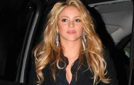 Shakira construieste o scoala in Haiti