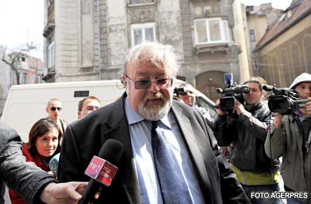 Judecatorul Costiniu a fost suspendat
