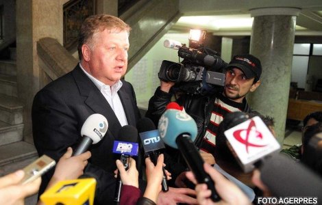 Costiniu, Casuneanu si Locic, in libertate