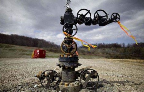 CE lucreaza la o strategie unitara privind gazele de sist