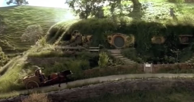 Filmările la serialul „Stăpânul inelelor” transferate din Noua Zeelandă în Marea Britanie