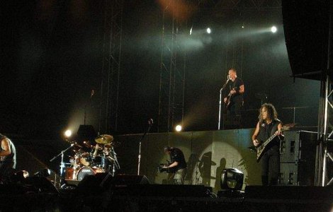 Metallica va sustine un concert "secret" in Antarctica