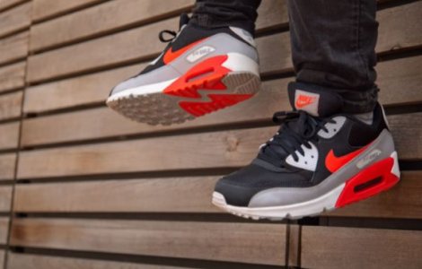 Footshop: 5 modele de adidasi din care sa alegi