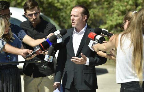 VIDEO Cîțu: Aeronava Forțelor Aeriene care a transportat un român de la Kabul la Islamabad se va întoarce pentru preluarea altor 14