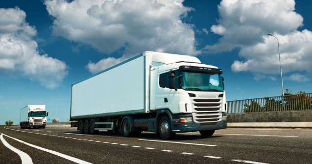 Șofer de TIR ce a pierdut controlul volanului, la un pas să cadă în Dâmbovița