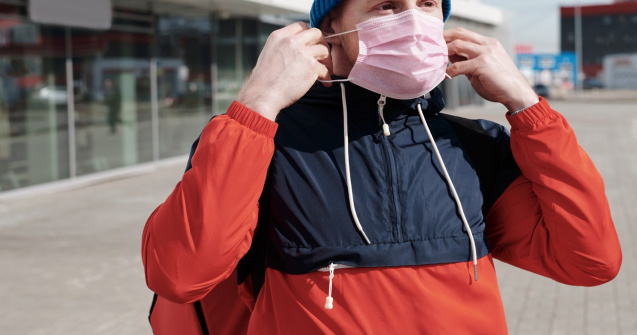 Britanic condamnat la pușcărie în Singapore pentru că a refuzat să poarte mască