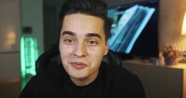 Selly, făcut cu ou și cu oțet de urmăritorii lui: ”Ai prostit toți copiii, inconștientule”