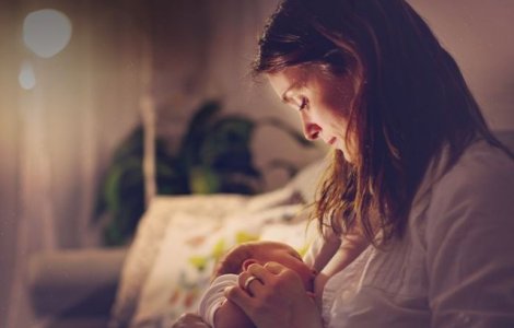 Ai probleme cu alaptarea? Iata ce trebuie sa stii