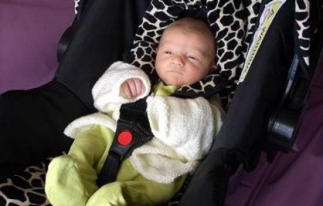 "Sa uiti copilul in masina, neglijenta infioratoare"