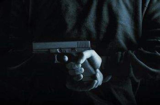 Botosani: Un politist s-a impuscat in curtea institutiei