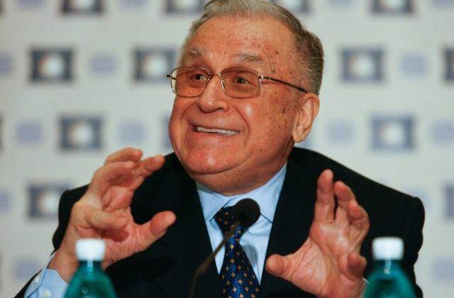 A aparut un nou Iliescu in lume?