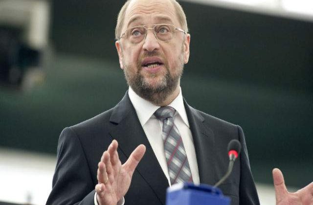 Schulz cere suspendarea negocierilor UE-SUA privind acordul de liber-schimb