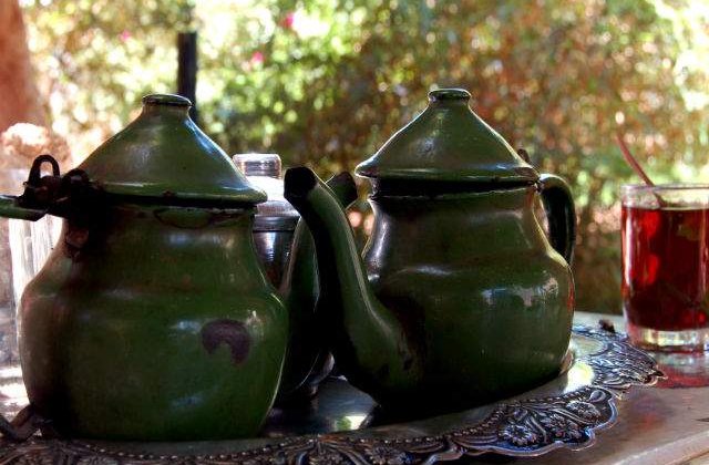 Fluieratul ceainicelor, un mister vechi de peste 100 de ani