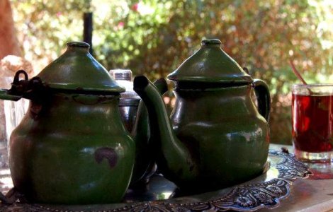 Fluieratul ceainicelor, un mister vechi de peste 100 de ani