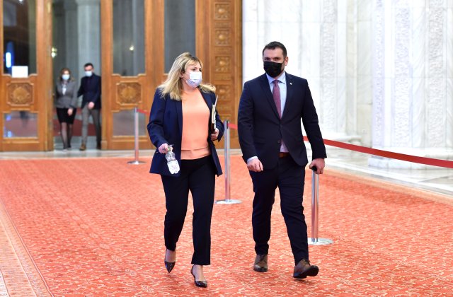 Studiu: Un corp armonios aduce un salariu mai mare. Concluzia e discriminatorie, sunt de părere mulți oameni