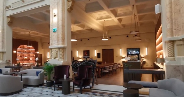 VIDEO Banca transformată în hotel, în București. Imobilul este amintit în romanul Moromeții