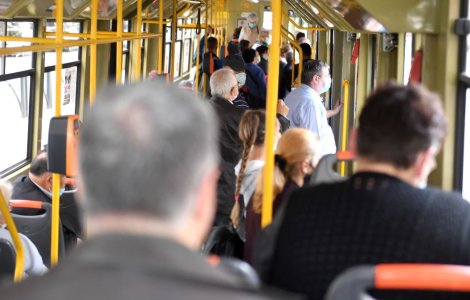 Controale sporite și poliție în mijloacele de transport STB de la 1 septembrie. 1 din 10 călători plătește bilet