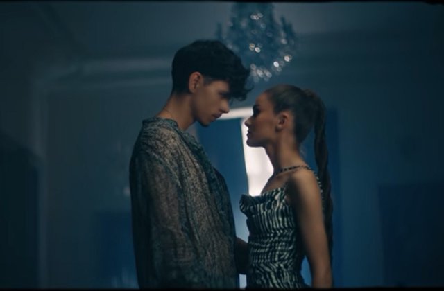 Cum a reacționat iubitul lui Theo Rose, după aparițiile sexy din cel mai recent videoclip: &bdquo; C&acirc;nd l-am &icirc;ntrebat dacă i-a plăcut a zis...&rdquo;