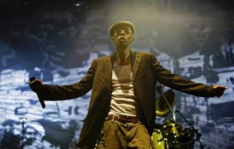 Faithless, concert exploziv la editia aniversara Glastonbury