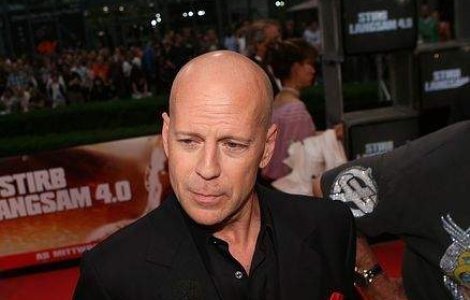 Bruce Willis isi lanseaza propriul parfum