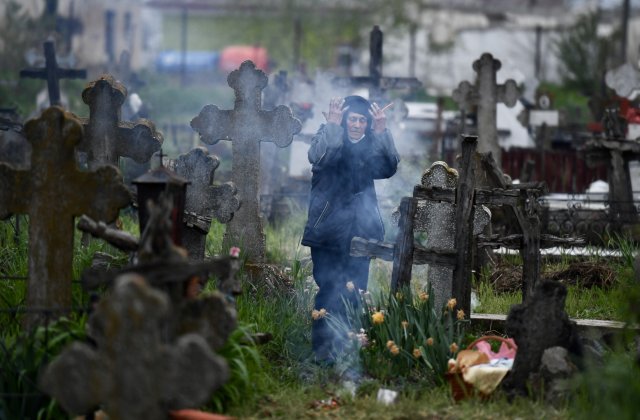 Gălățenii trebuie să-și aleagă ziua &icirc;n care mor. &Icirc;nmorm&acirc;ntările au fost interzise duminica &icirc;n municipiu