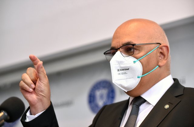 Raed Arafat: Soluția de a deschide școala este un lucru normal; foarte important rămâne portul măștii