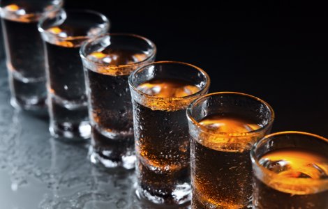 Cumpara un set 6 pahare pentru coniac Bohemia!