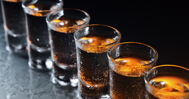 Cumpara un set 6 pahare pentru coniac Bohemia!