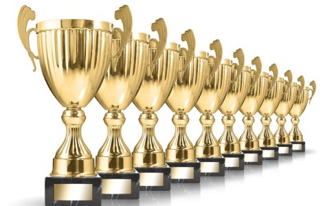 Ce trofee Giftday personalizate sunt la modă în acest sezon ?