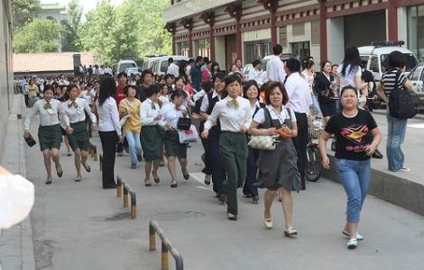 Bilantul seismului din China depaseste 2.000 de morti