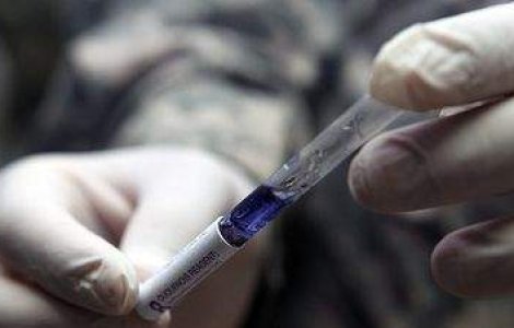 Dependentii de droguri, platiti pentru a nu mai face copii