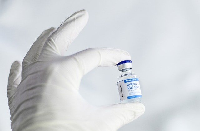 Rusia a autorizat al cincilea vaccin anti-COVID-19