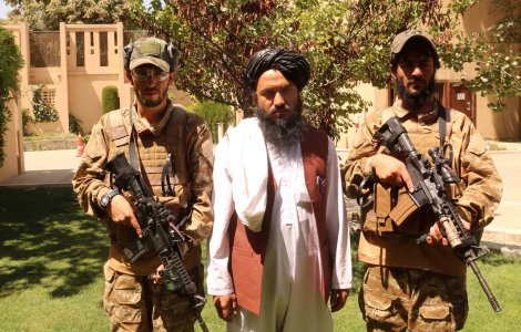 Talibanii, ultimatum către funcționarii afgani. Decizia este menită să consolideze noua administrație