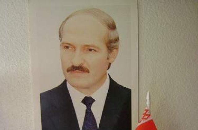 Ultimul dictator al Europei nu se teme de "revolutiile colorate"