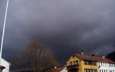 Romania, din nou sub norul...