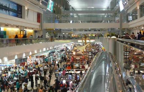 Companiile aeriene "inghesuie" calatorii pentru a face fata cererii