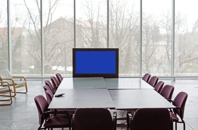 STS: Nu a fost solicitat bruiaj la intalnirile cu delegatia FMI