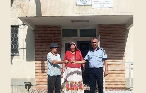 „Ce facem noi, ca cetățeni cinstiți, când găsim un portofel?” O femeie de etnie romă: Îl înapoiem