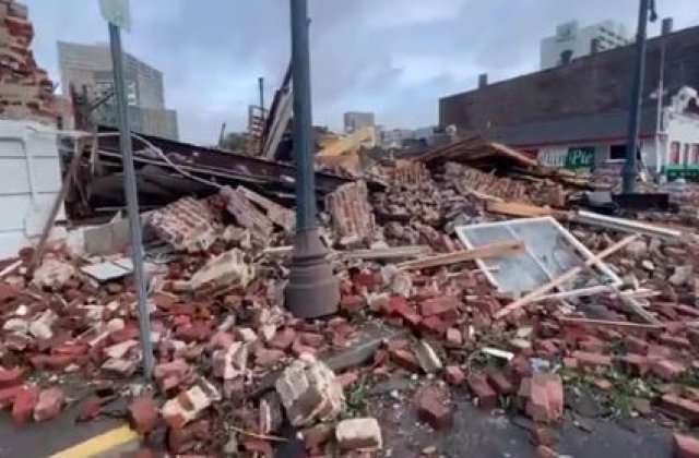 VIDEO Clădirea din New Orleans unde a trăit Louis Amstrong, distrusă de uraganul Ida