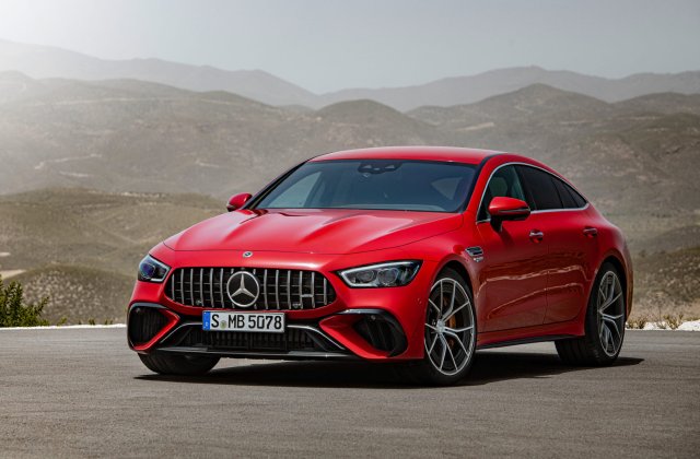 Noul Mercedes-AMG GT 63 S E-Performance: plug-in hybrid cu 843 CP și 12 km autonomie electrică