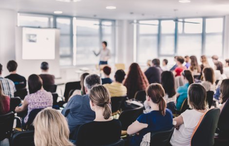 Universitățile din România vor decide singure modul în care își vor desfășura cursurile