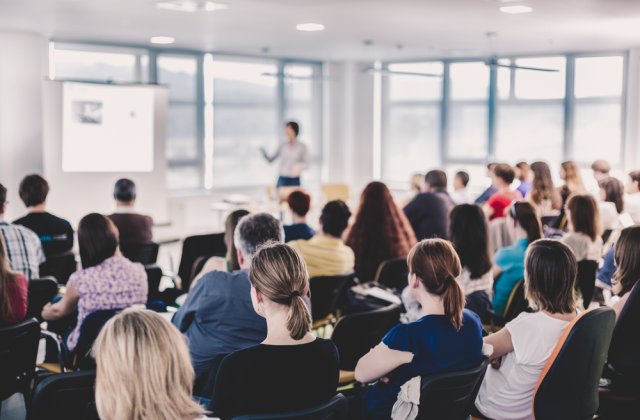 Universitățile din Rom&acirc;nia vor decide singure modul &icirc;n care &icirc;și vor desfășura cursurile